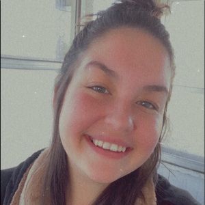 Meet your Posher, Jade